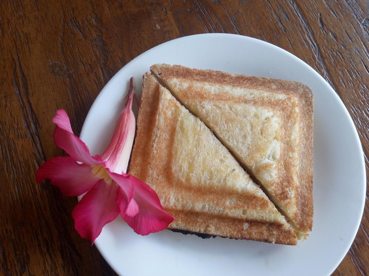 ウブド Suandi House Bed & Breakfast エクステリア 写真