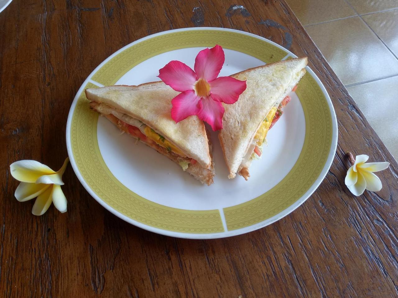 ウブド Suandi House Bed & Breakfast エクステリア 写真